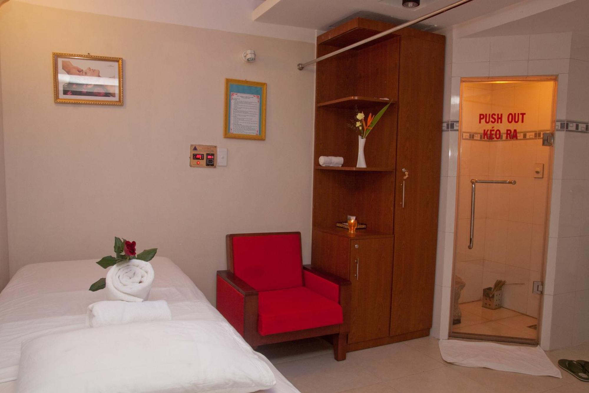 Dlgl - Dung Quat Hotel Куангнгай Экстерьер фото